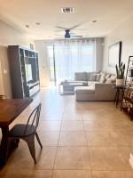 Townhome- Great Naples Location!