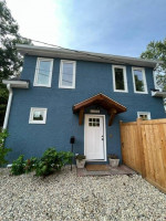 Very nice coach house in Evanston