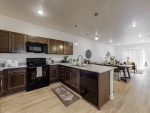 2 BDR Townhome with Granite Countertops and $2900 Rent Credit!