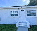 AMAZING 3 BED ! 1 BATH ! WASHER&DRYER ! LAUNDRY ! CLUB ! POOL ! PARK !