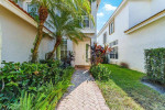 STUNNING 5 BED ! 3 BATH ! LAKE VIEWS ! YARD ! PETS OK ! BALCONY !GYM !