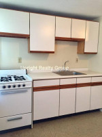 Gorgeous 1Br in Holbrook for May Ht/Hw incl Laundry/Parking