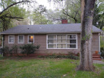All electric cottage with large backyard