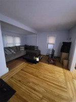 Beautiful Whole House 3-Bedroom & 1-Bathroom for rent