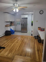 Beautiful Whole House 3-Bedroom & 1-Bathroom for rent