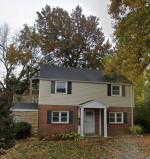 Beautiful Arlington DUPLEX: 2bd+den Fenced yard, porch & parking