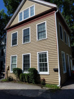 Available May 1, 2024 House off Bogard and Upper King, MUSC and C of C