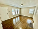 1033 BENTON ST