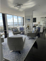 💎 BRICKELL PLACE PHASE II C BRICKELL: 2/2 Beautiful And Fully Remodeled 2 Cl
