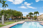 ●► 2/2 Top Rated Unit THE CROSSINGS: This Exceptional Single-Story Townhous