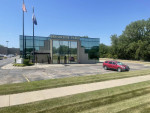 Large Commercial Space 3,950 Sq Ft!