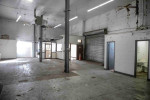 ALL USES CONSIDERED!MAKE OFFER/11K sf Commercial space/UNIQUE SPACE!
