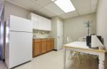 ~Focus On Your Business With This Office~