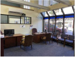 Ground floor - office or retail space available now!