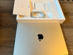 2021 M1 Max 32GB, 512 GB  14" Macbook Pro