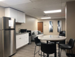 π246E: Light & Bright Room w Sink π