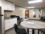 π246E: Light & Bright Room w Sink π