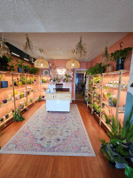 HILTON VILLAGE RETAIL STORE