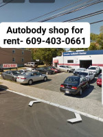 Auto body collision shop with paint booth for rent