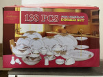Dinnerware set