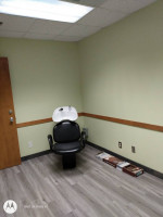 Suite 422B/ Beauty Salon Space