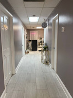 Office Space for Permanent Make up or Nails