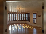 Large 1st floor Corner Office, all inclusive w/ parking.