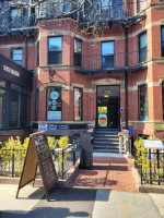 Newbury Street Retail-Sunny Side