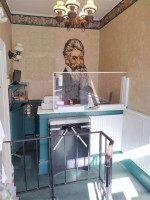 Free Commercial Space, What's the Catch?