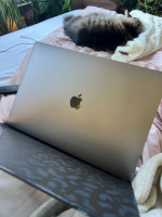 2018 MacBook Pro 15” (32GB RAM, 2TB SSD)