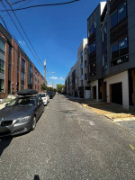 GREAT COMMERCIAL GARAGE SPACE IN PENNSPORT!