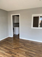 Salon Ready or Office Space For Lease