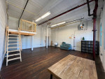 Solar Powered Art Studio Near Dover (UM412)