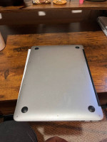 MacBook Air 2017 13inch 128 Gb with accessories