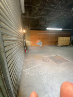 LOCATION, LOCATION, LOCATION!Warehouse w/without Office Great Location