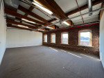 Office Near Dover (LM400B)