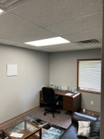 Office and reception area Lakeville 900$ month reception w/offices