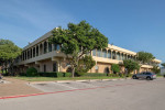 Leasing Lamar East Atriums office suite 219-A