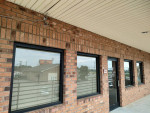 $1,500 / 1800ft2 - Business space For Lease
