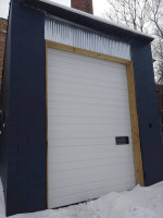 Tall door Workshop Garage or Storage Space $560/Month FREE WIFI