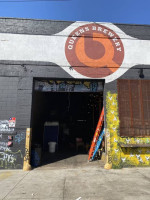 Versatile Brooklyn Warehouse: Your Next Venture! 🏭