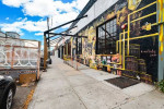 Versatile Brooklyn Warehouse: Your Next Venture! 🏭