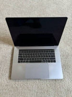 MacBook Pro 15” 2018 1TB