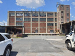 WAREHOUSE SUBLEASE BY HWAY E-COMMERCE READY CAN BE SPLIT IN HALF