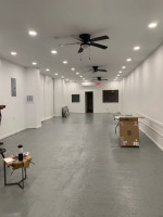 Prime Retail Space: Ready for Success! 🛍️