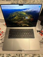 MacBook pro 2023