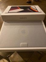 New 2021 MacBook Pro with M1/16GB/1TB