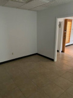 390 SF Office for Rent