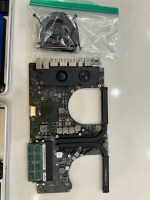 (2x) MacBook Pro 17 Inch 2011 (A1297) for Spare Parts