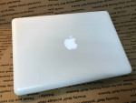 **PRICE DROP* Apple Macbook 13" inch -White Laptop Computer
